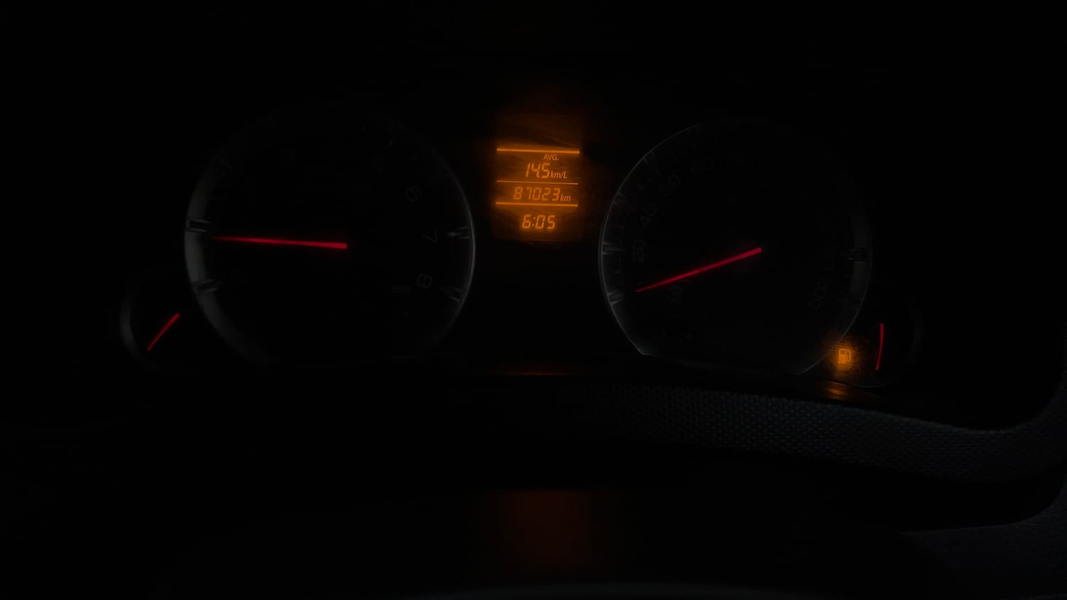Used 2012 Maruti Suzuki Swift VXi Petrol Manual interior CLUSTERMETER VIEW