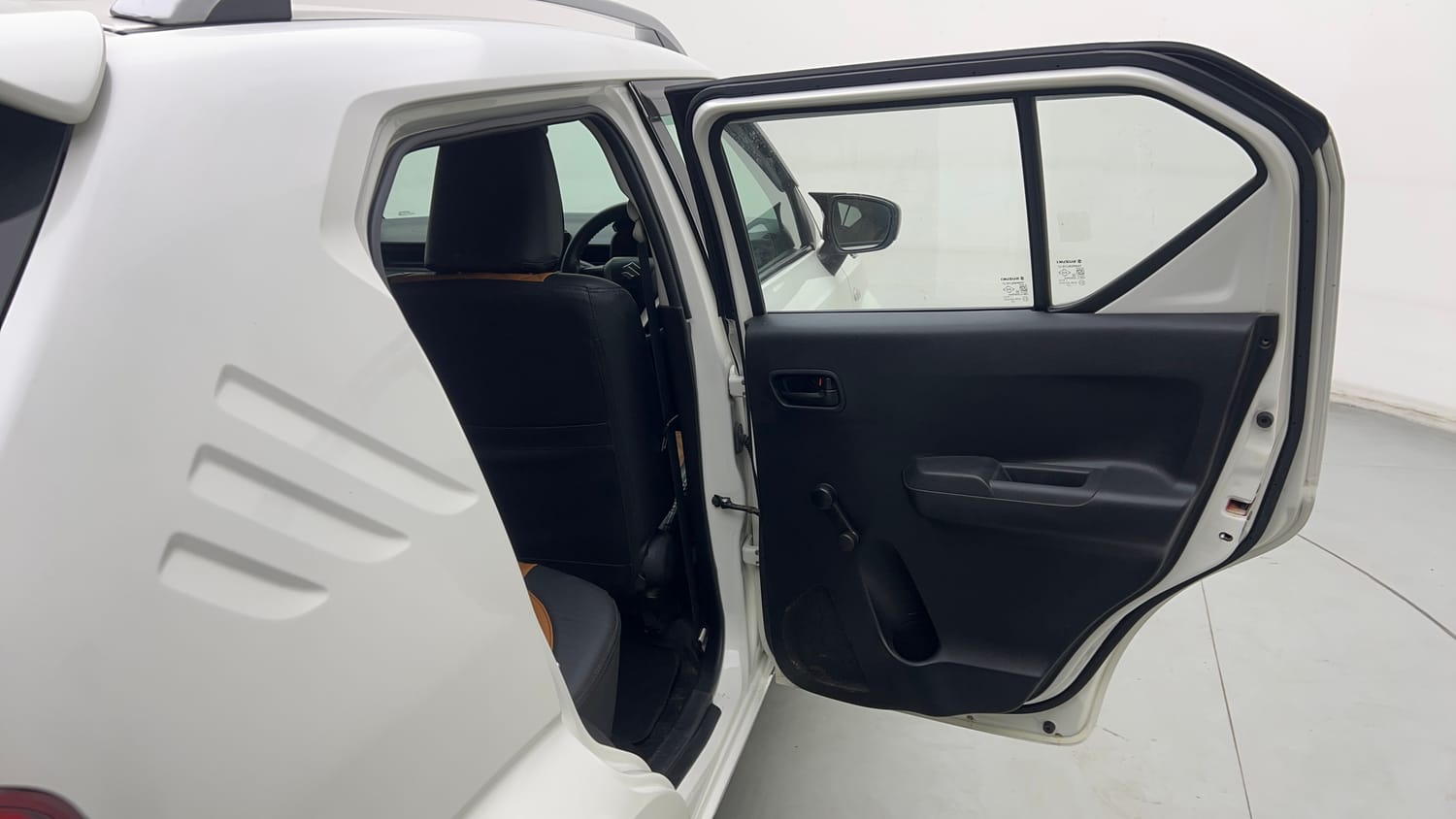 Used 2022 Maruti Suzuki Ignis Sigma 1.2 MT Petrol Manual interior RIGHT REAR DOOR OPEN VIEW
