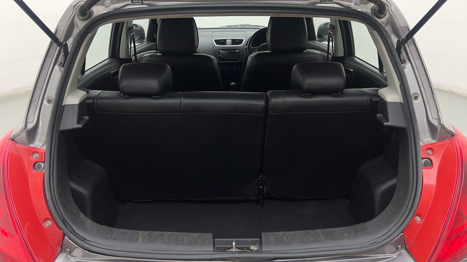Used 2017 Maruti Suzuki Swift Lxi (O) Petrol Manual interior DICKY INSIDE VIEW