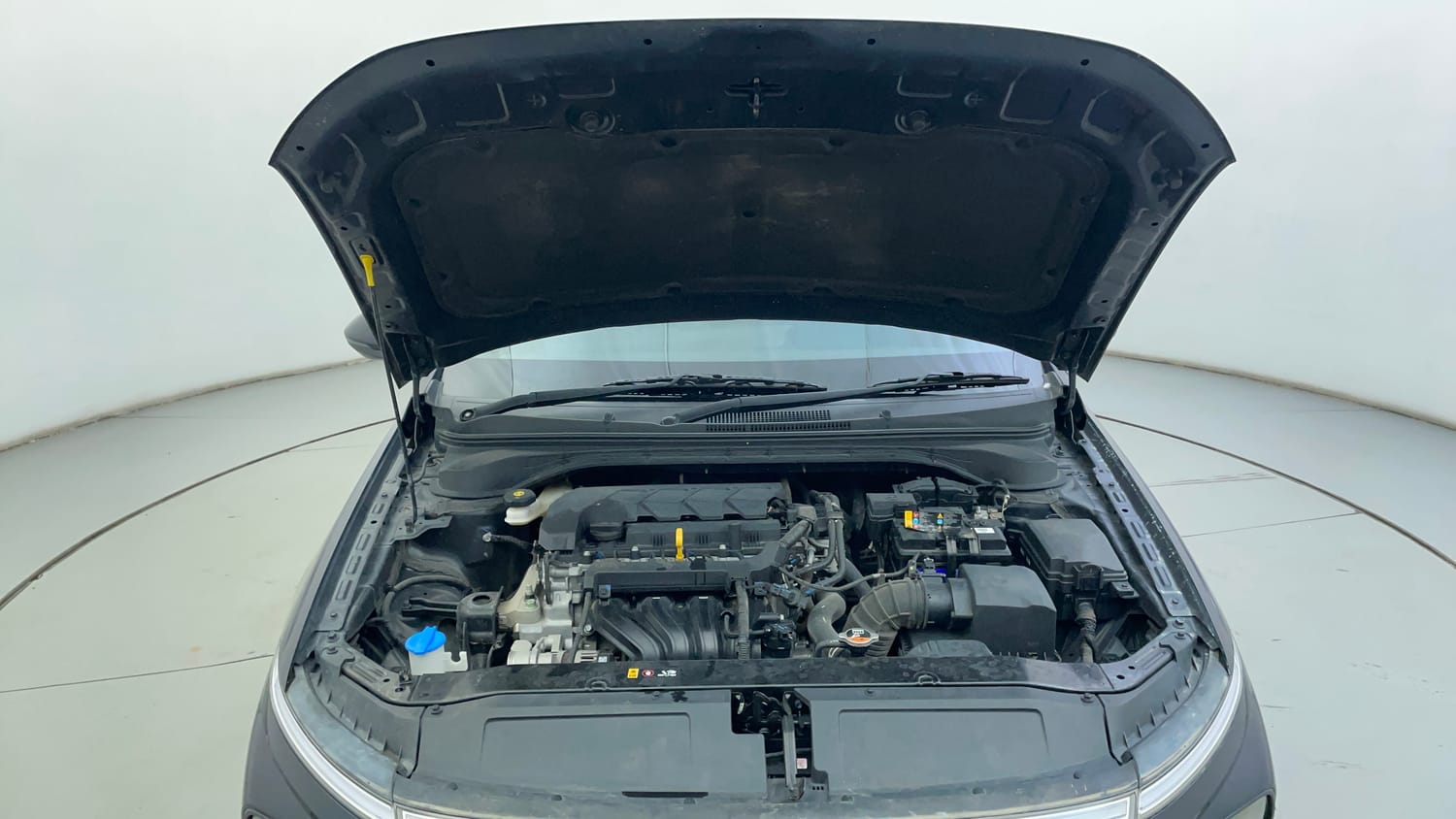 Used 2023 Hyundai Verna SX 1.5 MPi Petrol Manual engine ENGINE & BONNET OPEN FRONT VIEW
