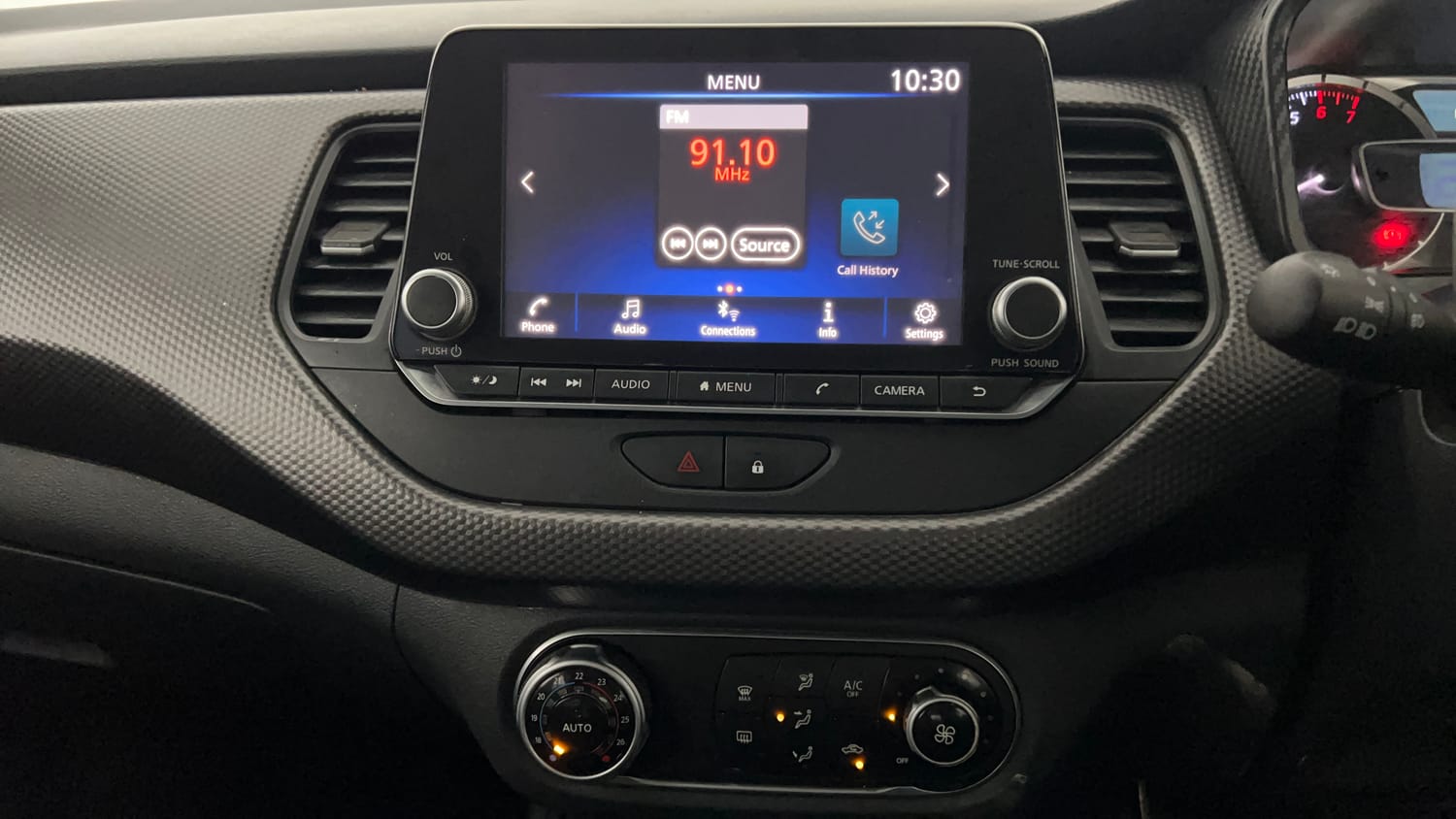 Used 2021 Nissan Kicks XV 1.5 Petrol Manual interior MUSIC SYSTEM & AC CONTROL VIEW