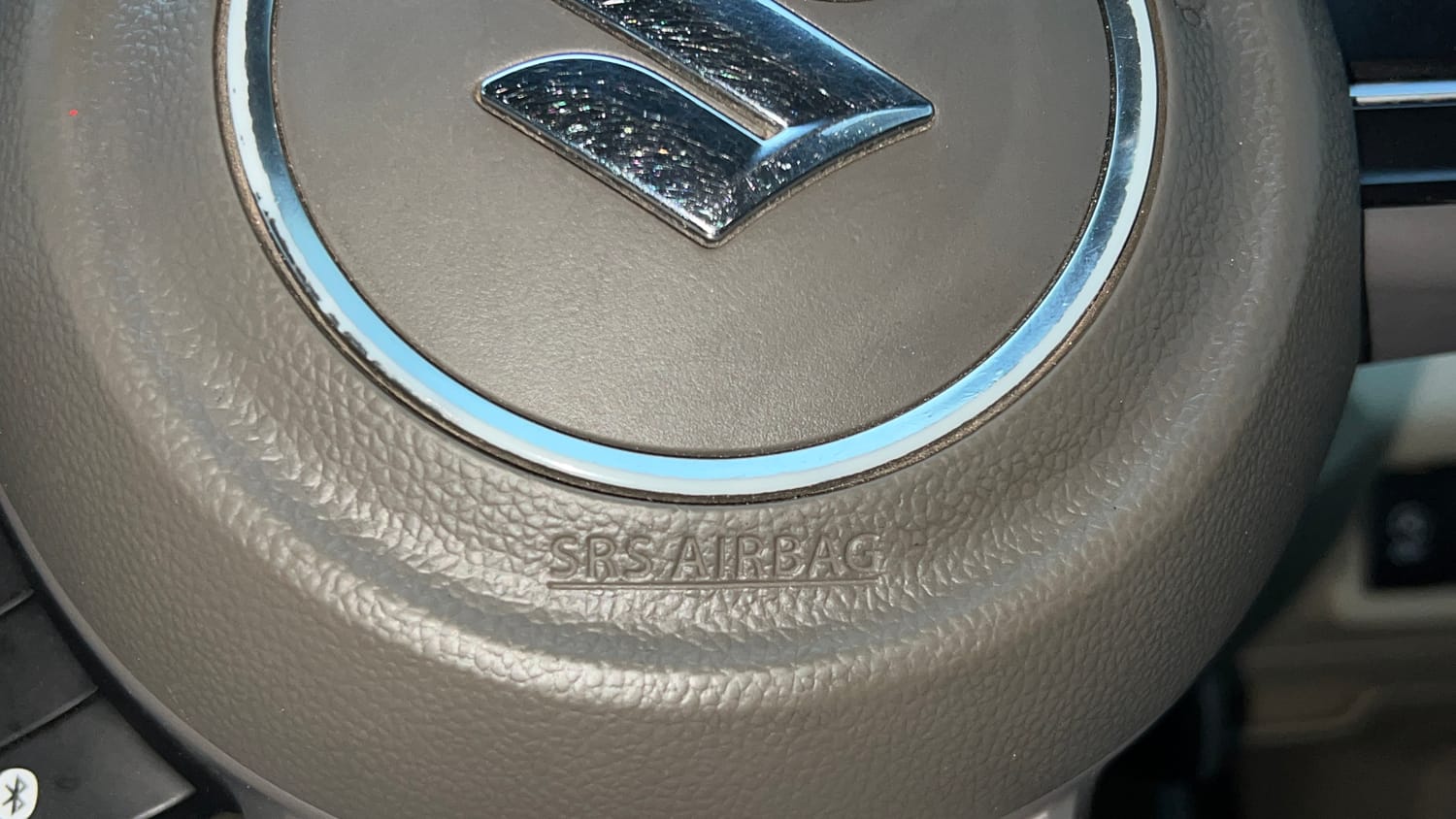 Used 2022 Maruti Suzuki New Ertiga VXi Petrol Manual top_features Airbags