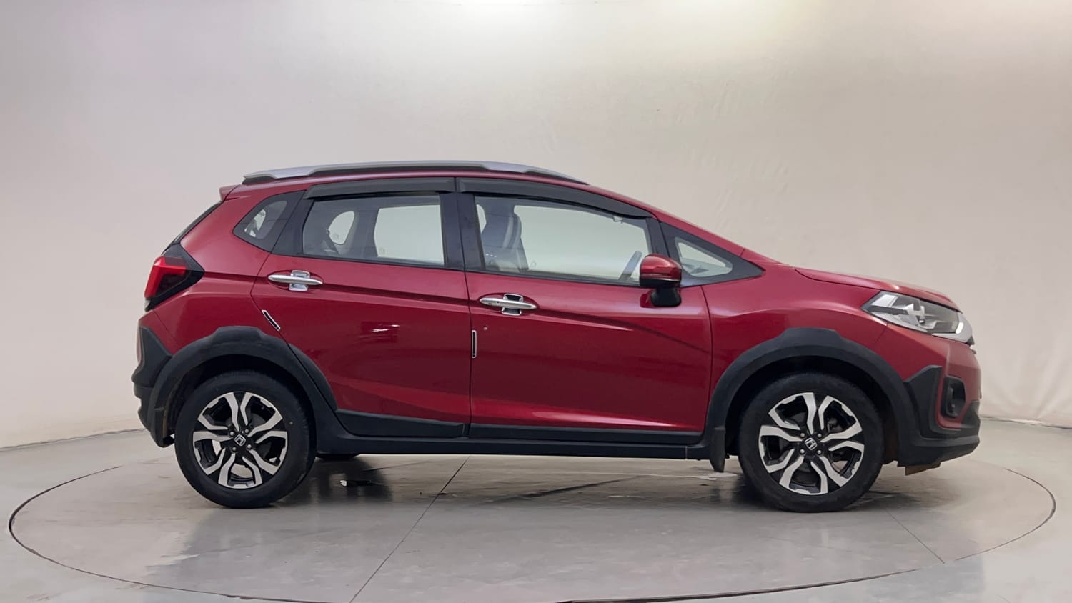 Used 2020 Honda WR-V VX MT Petrol Petrol Manual exterior RIGHT SIDE VIEW