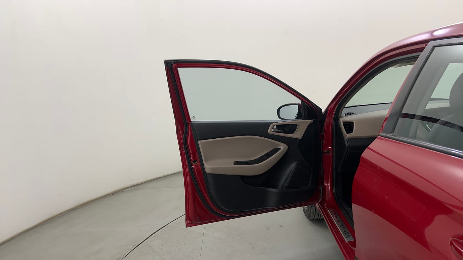 Used 2018 Hyundai Elite i20 Magna Executive 1.2 Petrol Manual interior LEFT FRONT DOOR OPEN VIEW