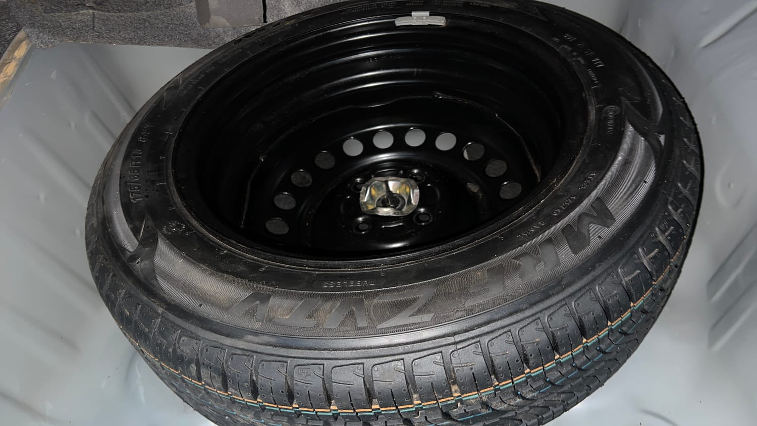 Used 2023 Honda City V CVT Petrol Petrol Automatic tyres SPARE TYRE VIEW