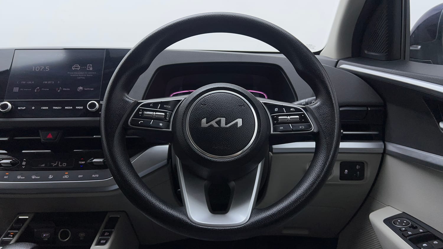 Used 2022 Kia Carens Prestige Plus 1.4 Petrol DCT 7 STR Petrol Automatic interior STEERING VIEW