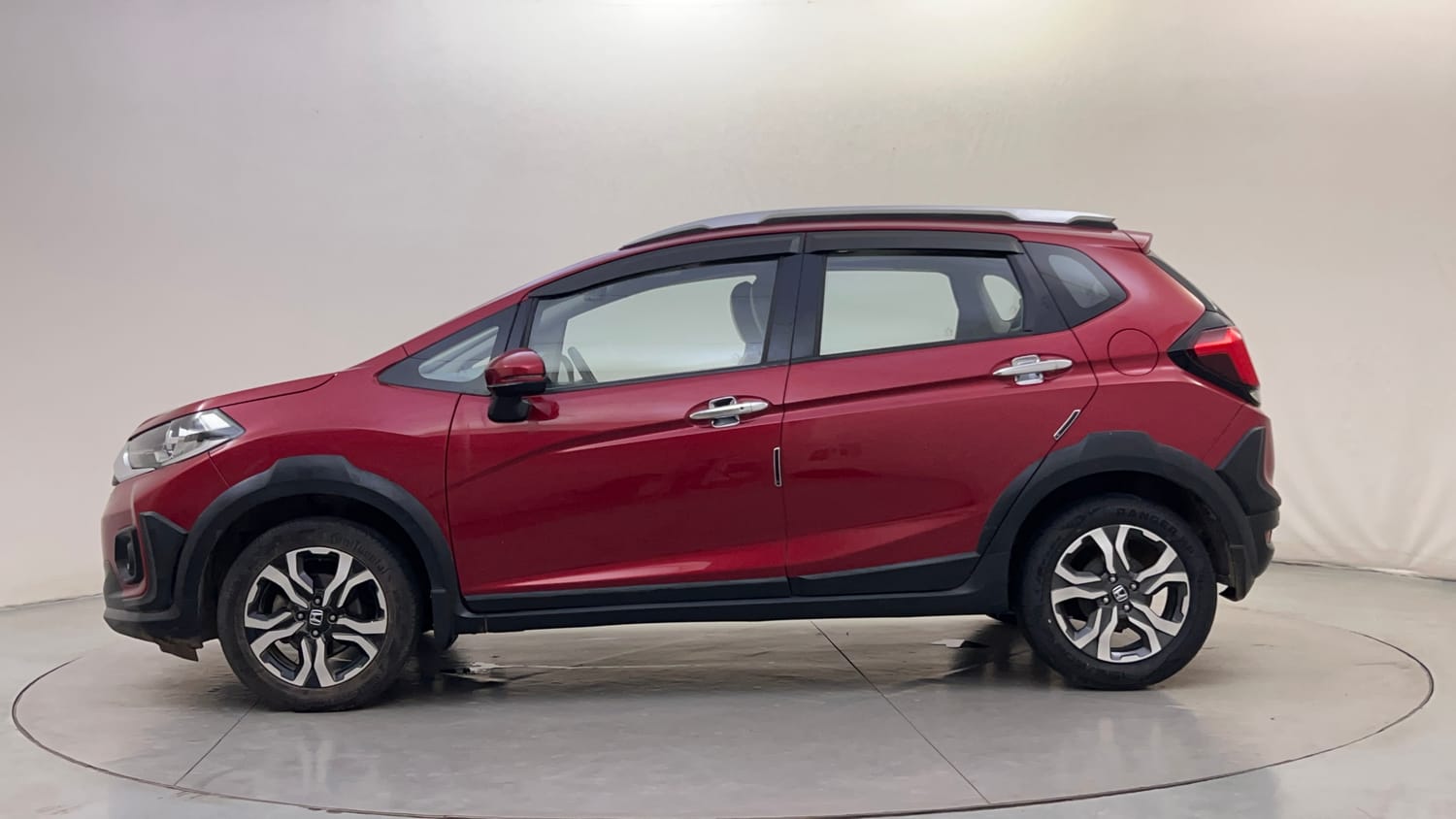 Used 2020 Honda WR-V VX MT Petrol Petrol Manual exterior LEFT SIDE VIEW