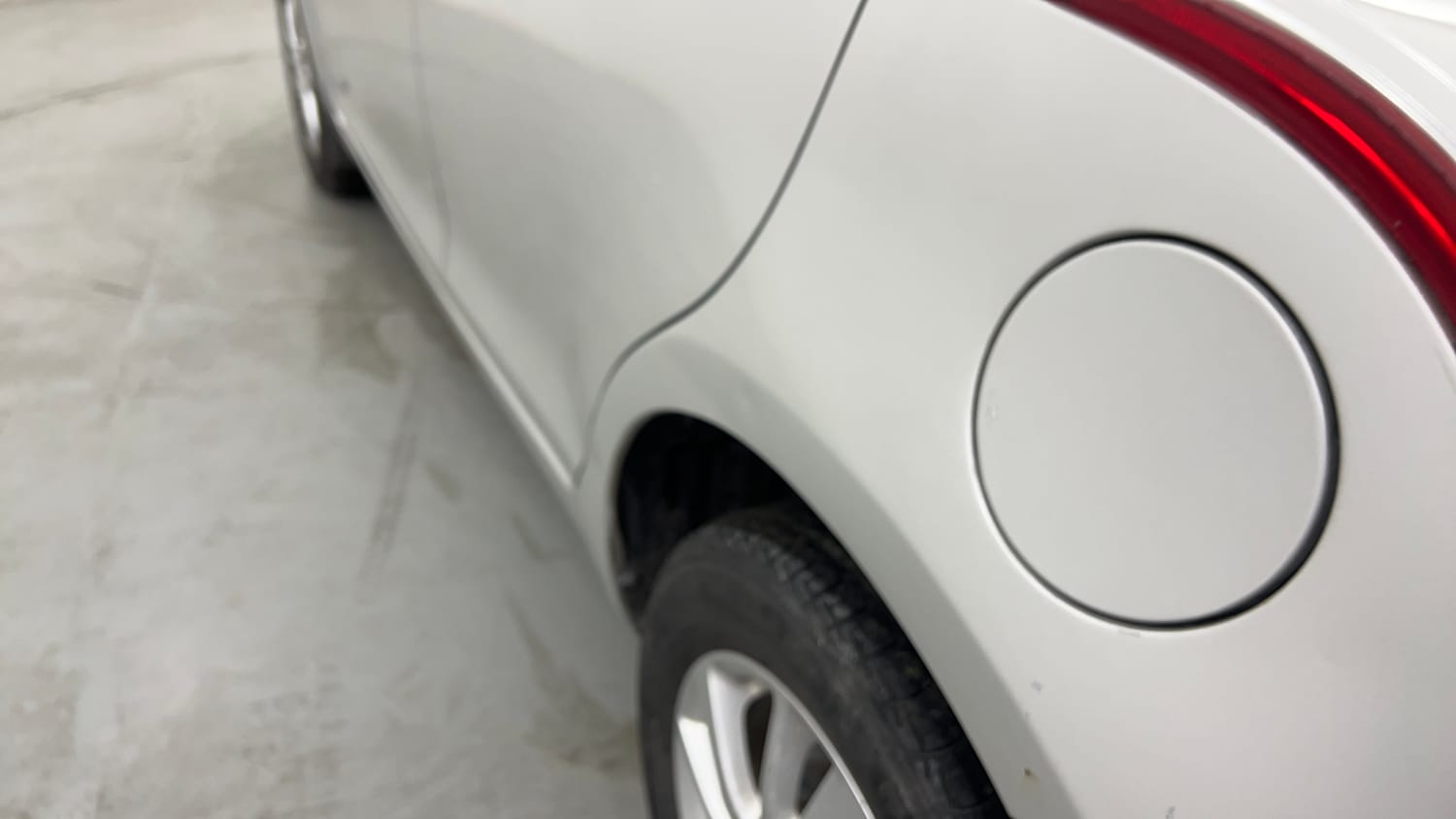 Used 2012 Maruti Suzuki Swift ZDi Diesel Manual dents MINOR SCRATCH