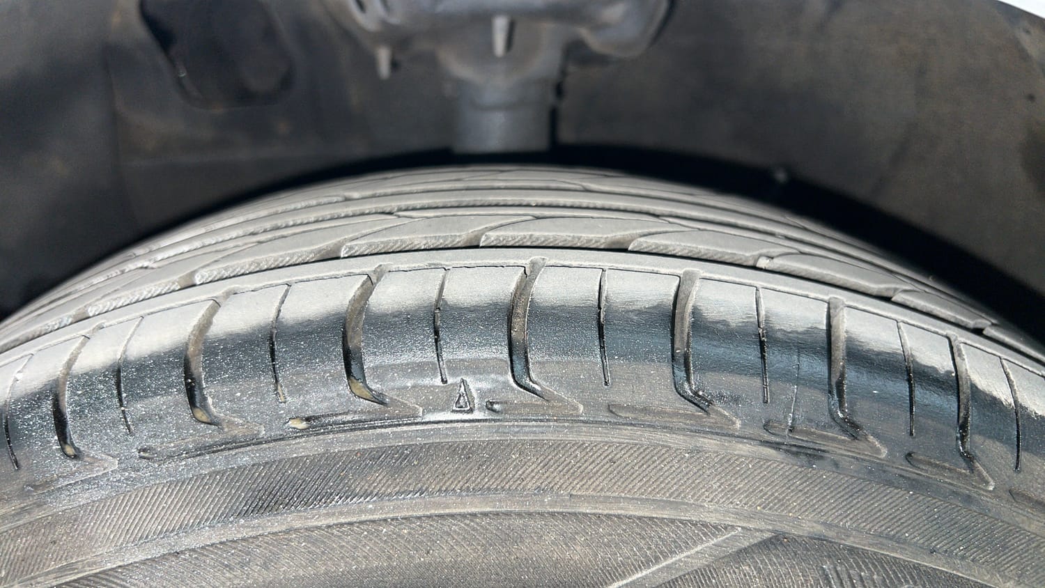 Used 2018 Hyundai Santro Magna Petrol Manual tyres LEFT FRONT TYRE TREAD VIEW