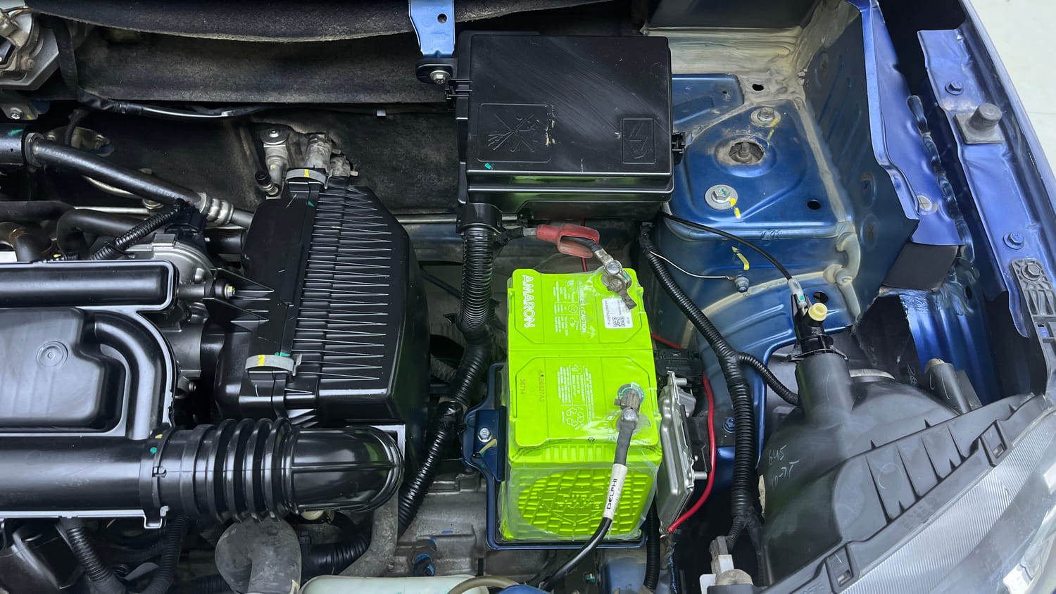Used 2018 Renault Kwid CLIMBER 1.0 Petrol Manual engine ENGINE LEFT SIDE VIEW