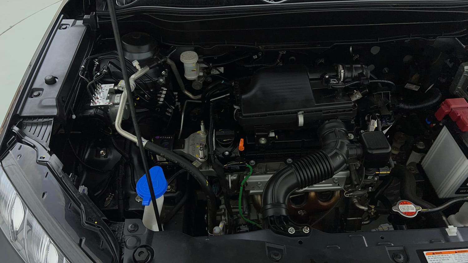 Used 2026 Maruti Suzuki Grand Vitara Delta Smart Hybrid Petrol Manual engine ENGINE RIGHT SIDE VIEW