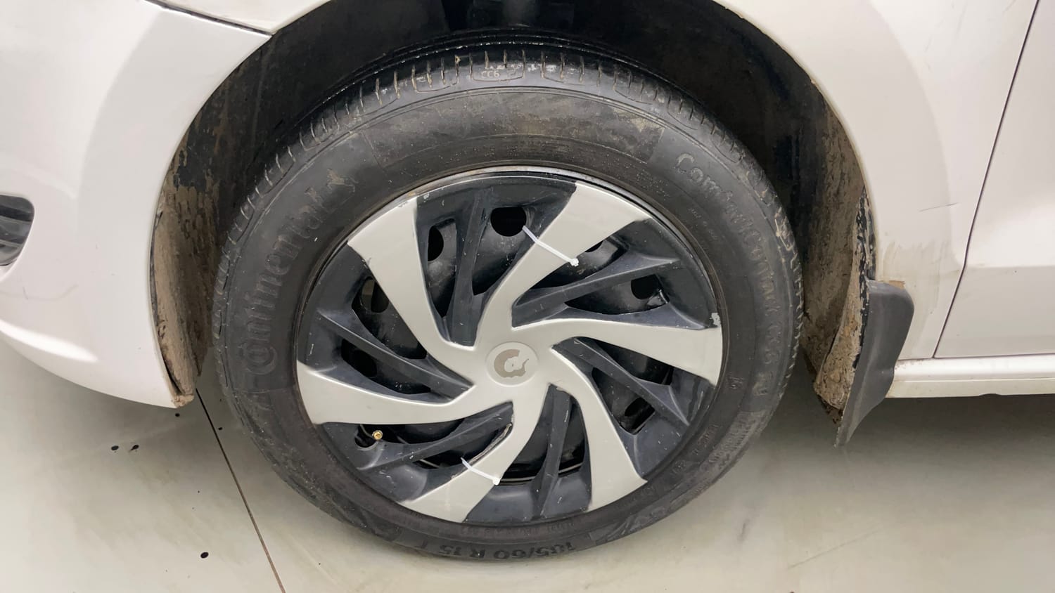 Used 2016 Skoda Rapid 1.6 MPI Active Petrol Manual tyres LEFT FRONT TYRE RIM VIEW