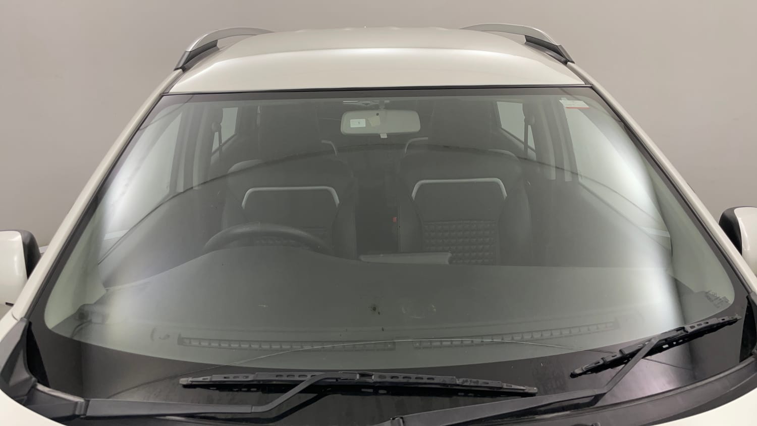 Used 2022 Maruti Suzuki XL6 Zeta MT Petrol Petrol Manual exterior FRONT WINDSHIELD VIEW