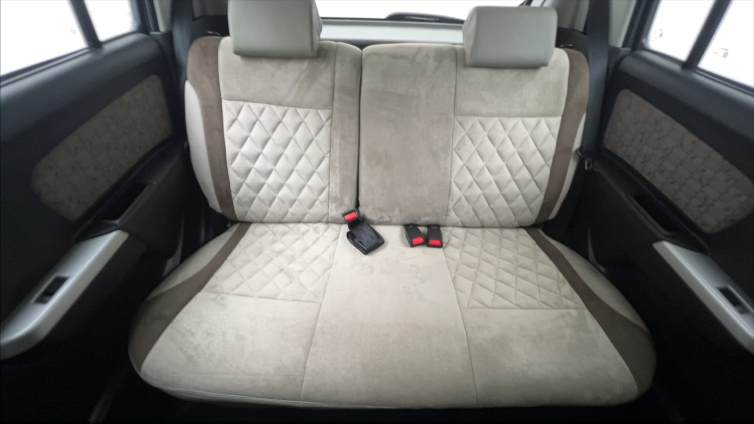 Used 2014 Maruti Suzuki Wagon R VXI Petrol Manual interior REAR SEAT CONDITION VIEW