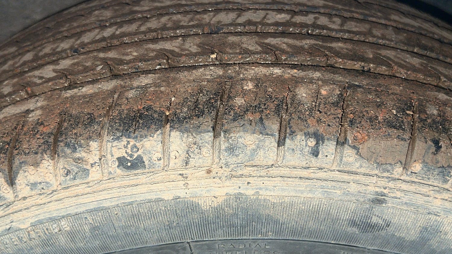 Used 2021 Skoda Rapid Ambition Petrol Manual tyres LEFT REAR TYRE TREAD VIEW
