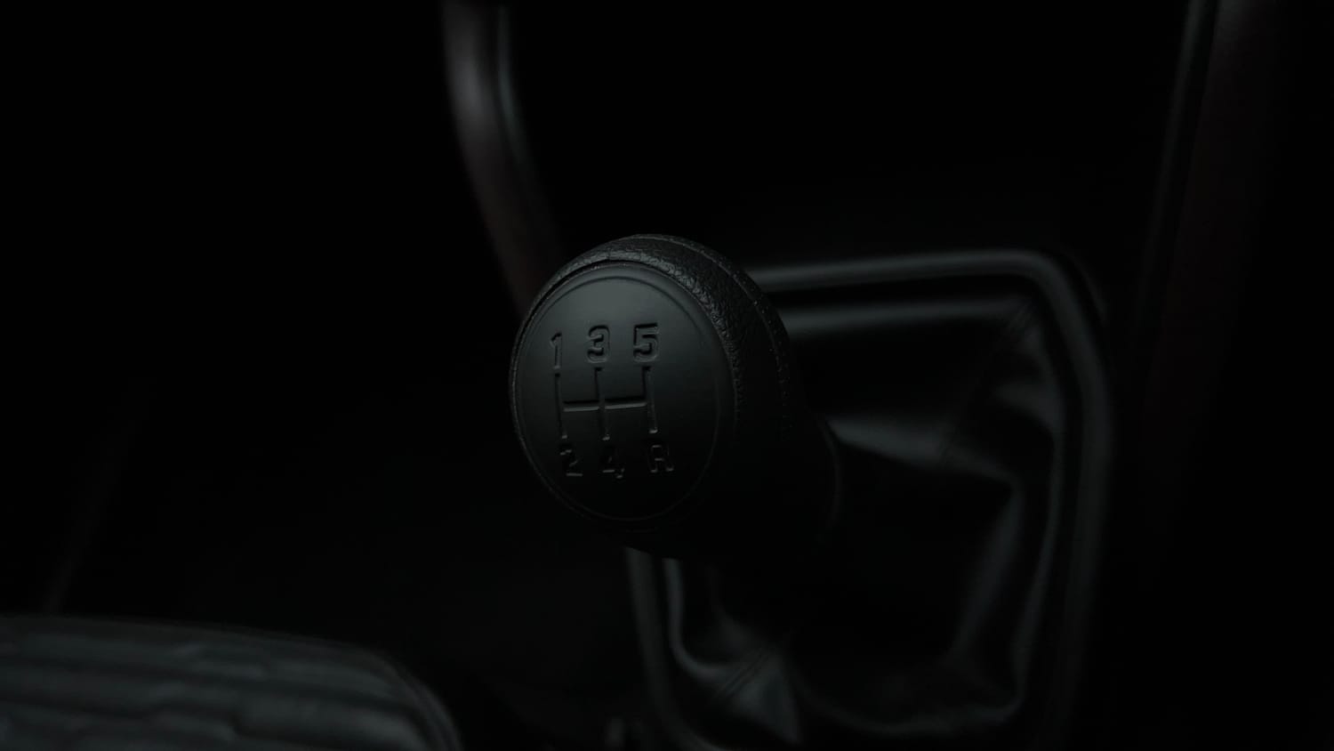 Used 2026 Maruti Suzuki Grand Vitara Delta Smart Hybrid Petrol Manual interior GEAR  KNOB VIEW