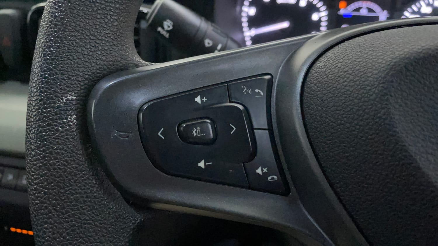 Used 2022 Tata Punch Adventure MT Petrol Manual top_features Steering mounted controls