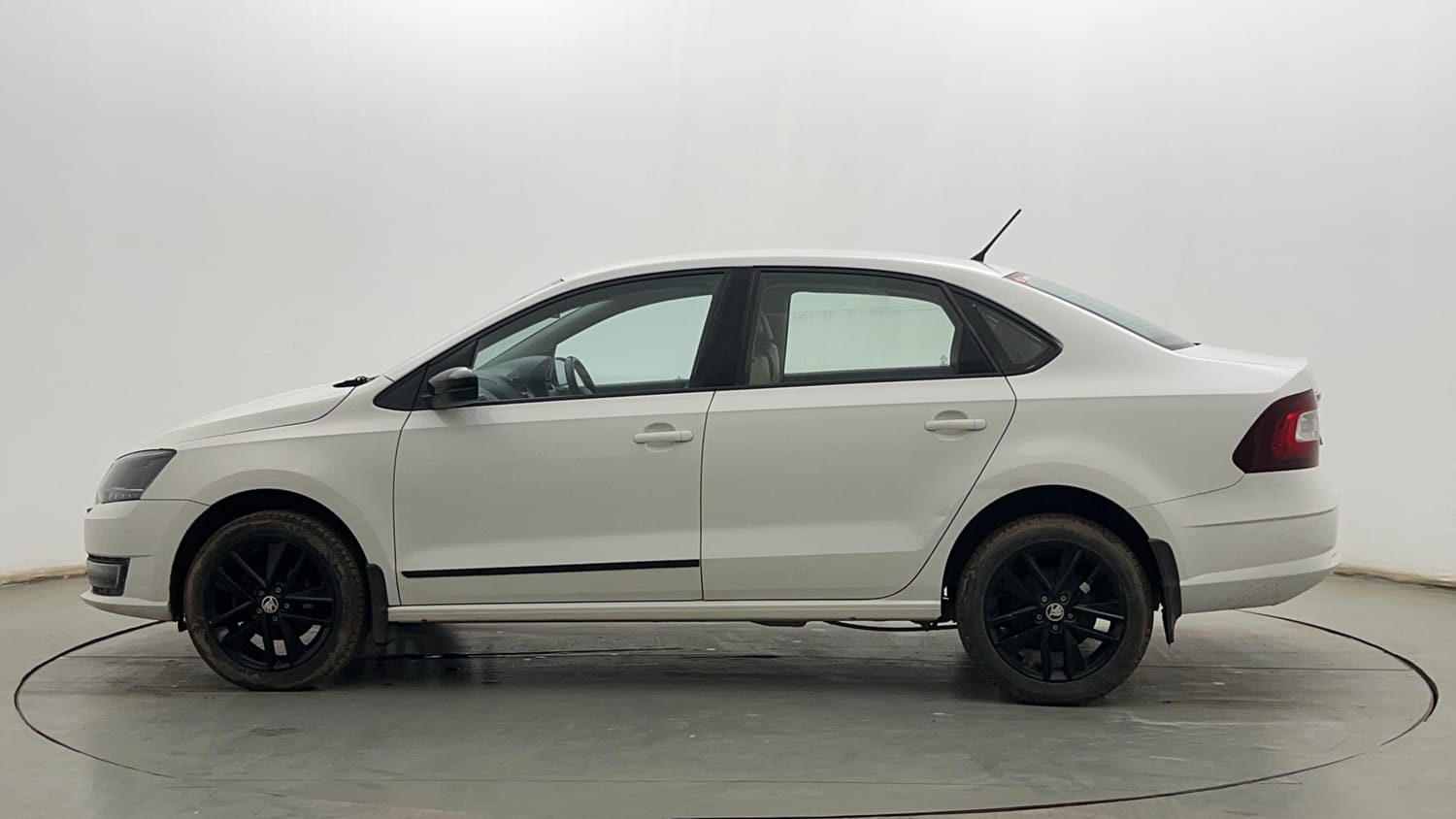 Used 2021 Skoda Rapid Ambition Petrol Manual exterior LEFT SIDE VIEW