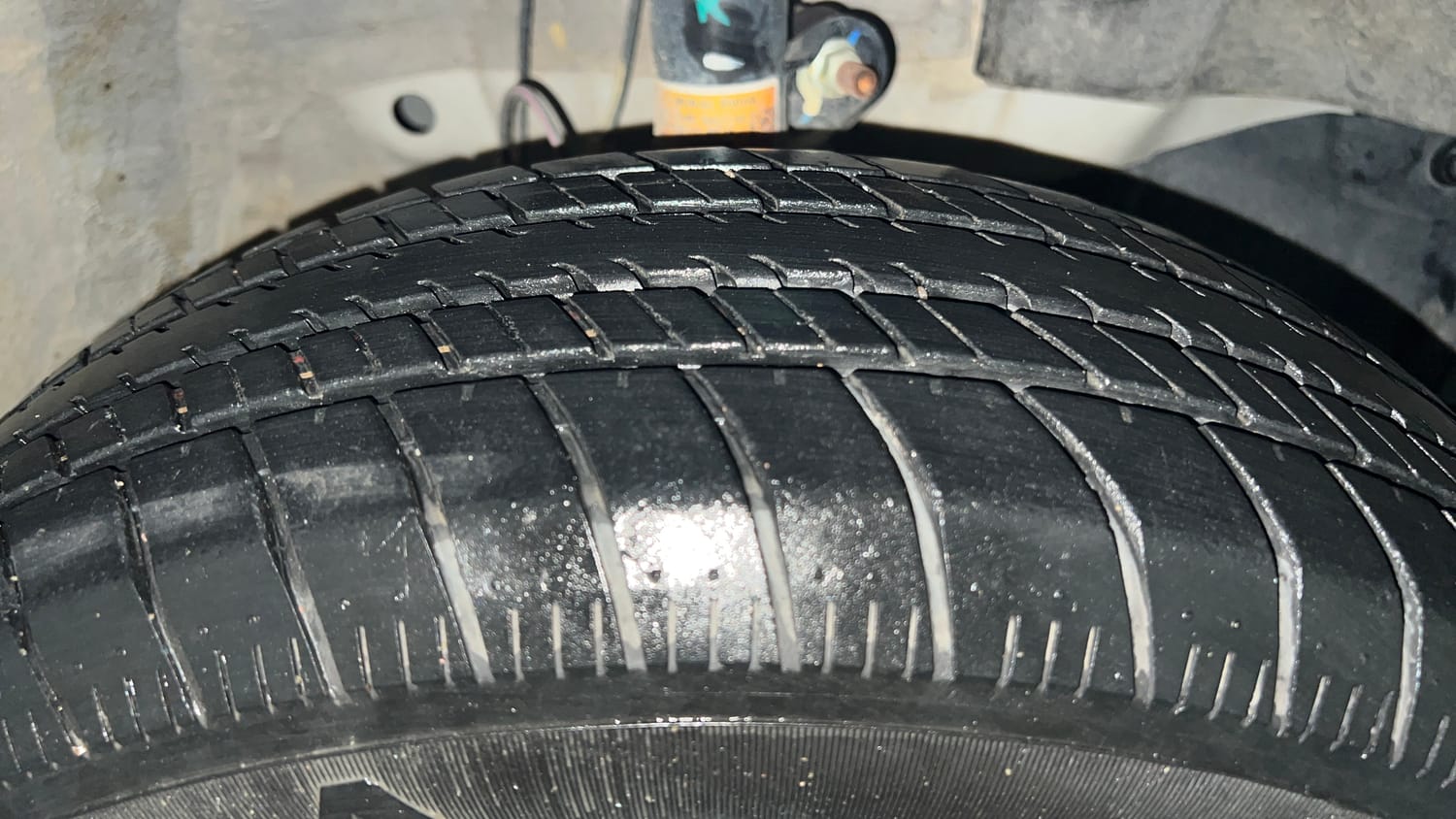 Used 2022 Honda Amaze S MT 1.2 Petrol Petrol Manual tyres RIGHT FRONT TYRE TREAD VIEW