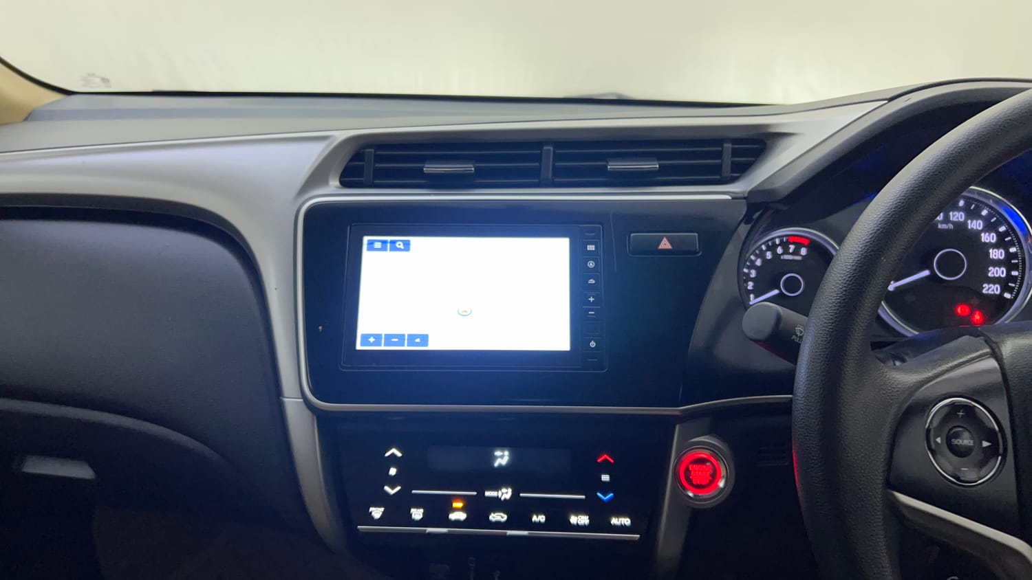 Used 2022 Honda City 4th Generation V Petrol Petrol Manual top_features Integrated (in-dash) music system