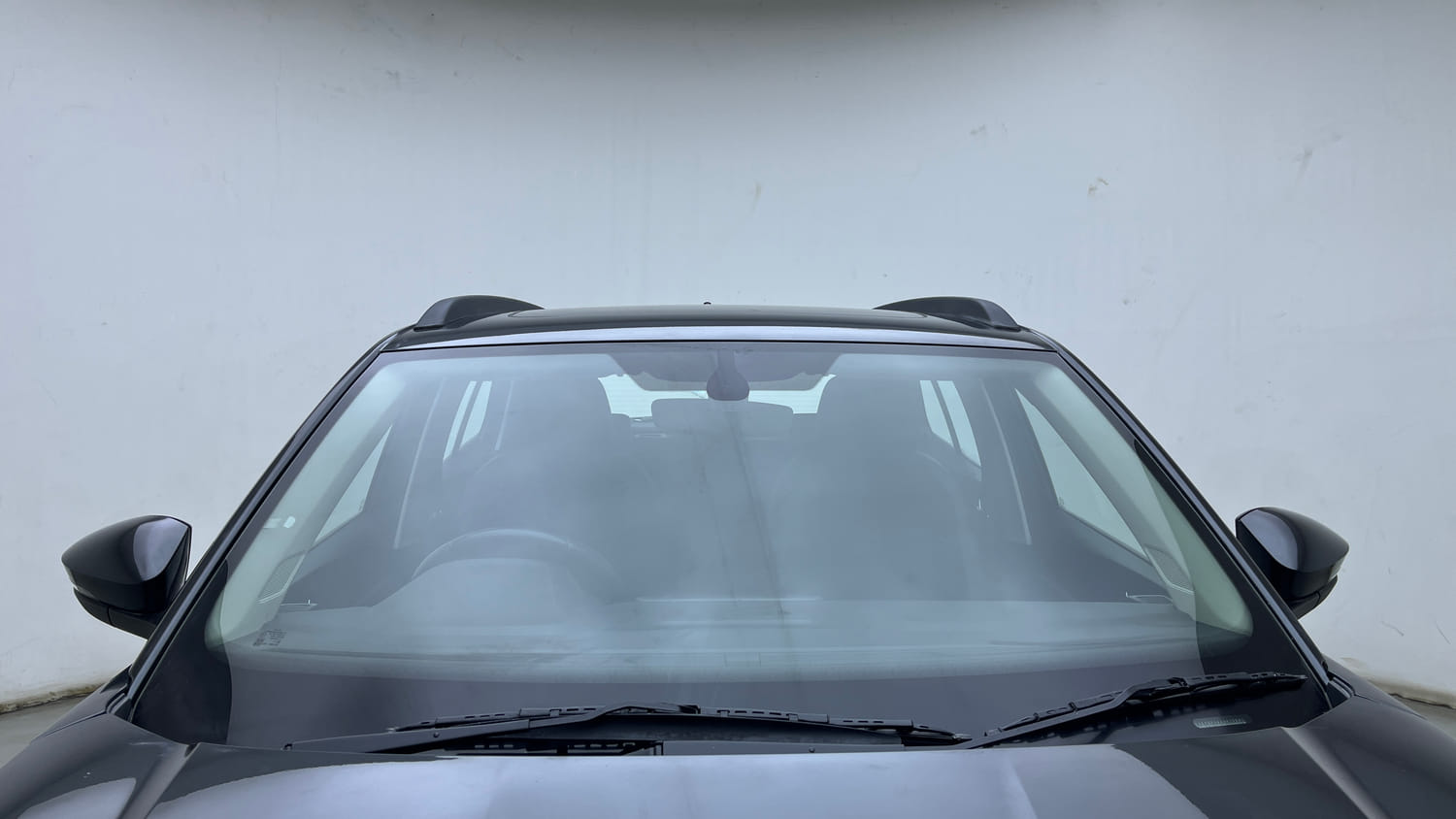 Used 2025 Skoda Kylaq Prestige AT Petrol Automatic exterior FRONT WINDSHIELD VIEW