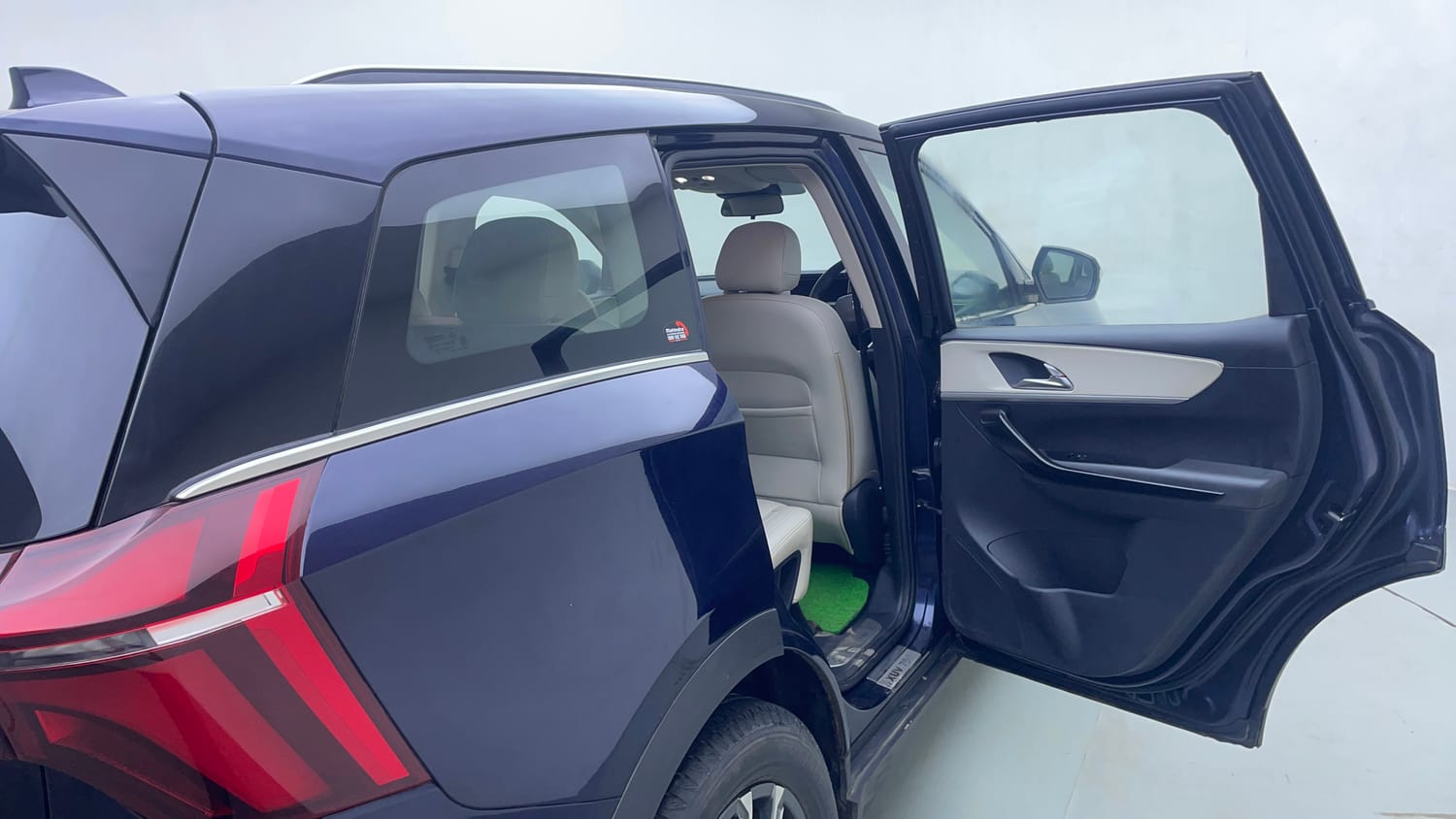 Used 2021 Mahindra XUV700 AX 7 Petrol AT Luxury Pack 7 STR Petrol Automatic interior RIGHT REAR DOOR OPEN VIEW