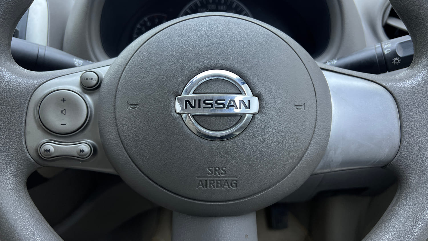Used 2013 Nissan Sunny XL Petrol Manual top_features Airbags