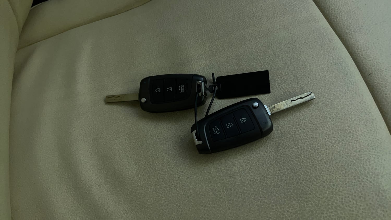 Used 2022 Hyundai Verna S Plus 1.5 VTVT Petrol Manual extra CAR KEY VIEW