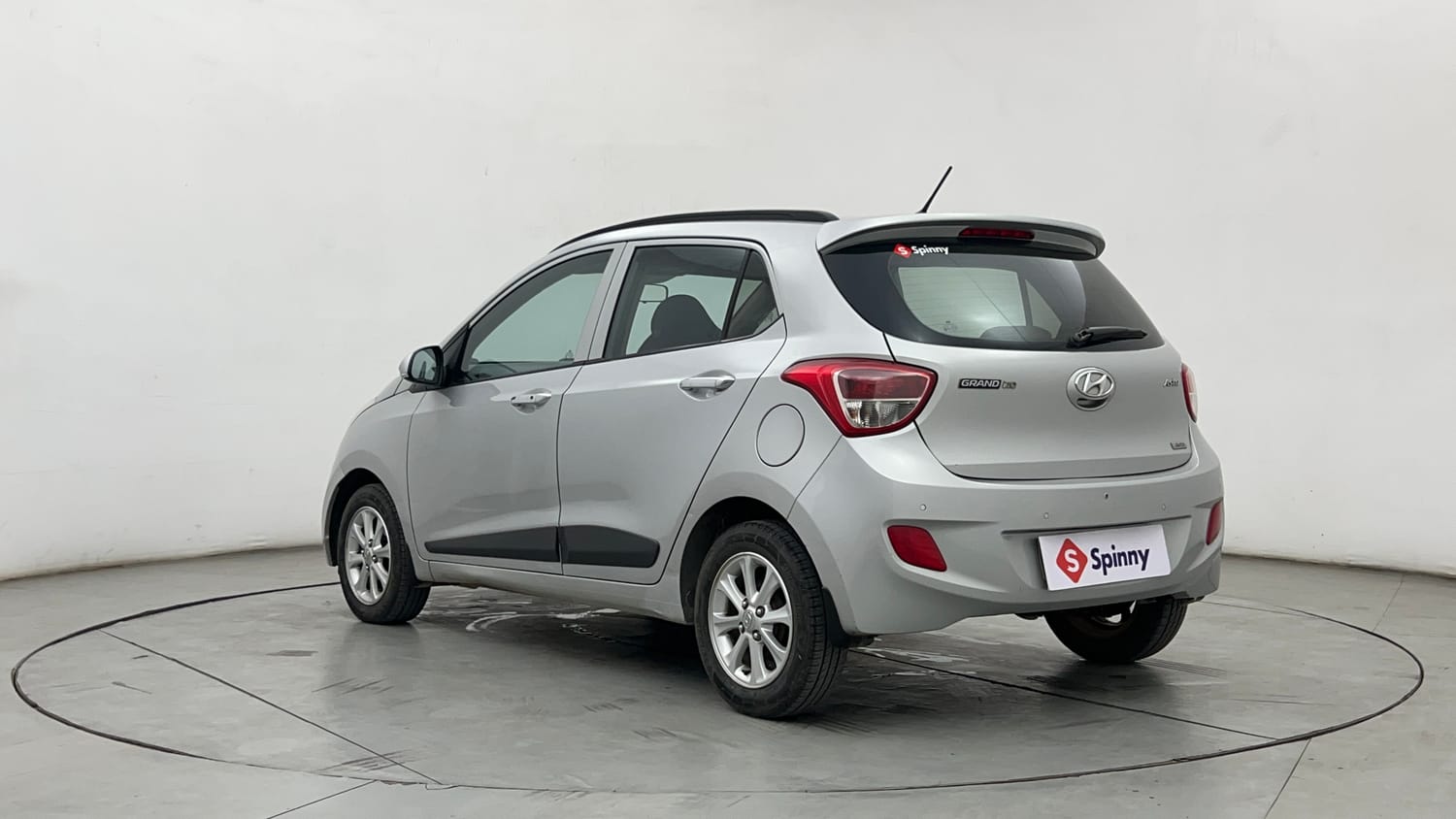 Used 2015 Hyundai Grand i10 Asta AT 1.2 Kappa VTVT Petrol Automatic exterior LEFT REAR CORNER VIEW