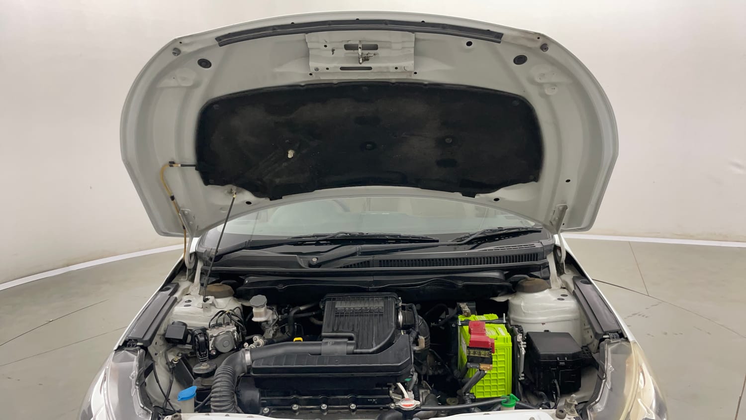 Used 2017 Maruti Suzuki Ciaz VXi+ Petrol Manual engine ENGINE & BONNET OPEN FRONT VIEW