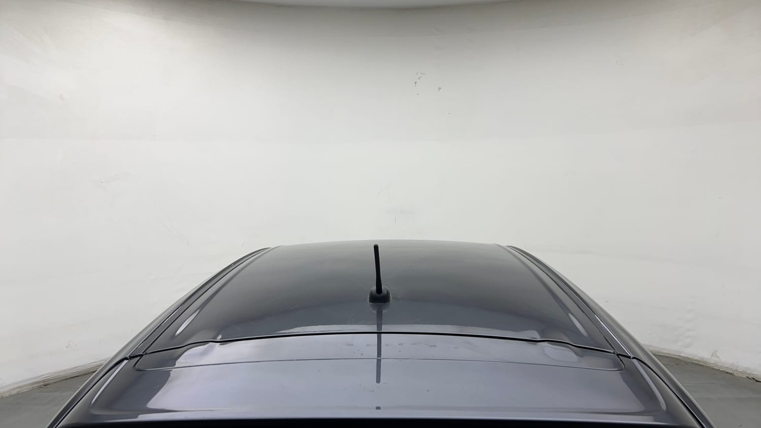 Used 2023 Maruti Suzuki Baleno Delta MT Petrol Manual exterior EXTERIOR ROOF VIEW