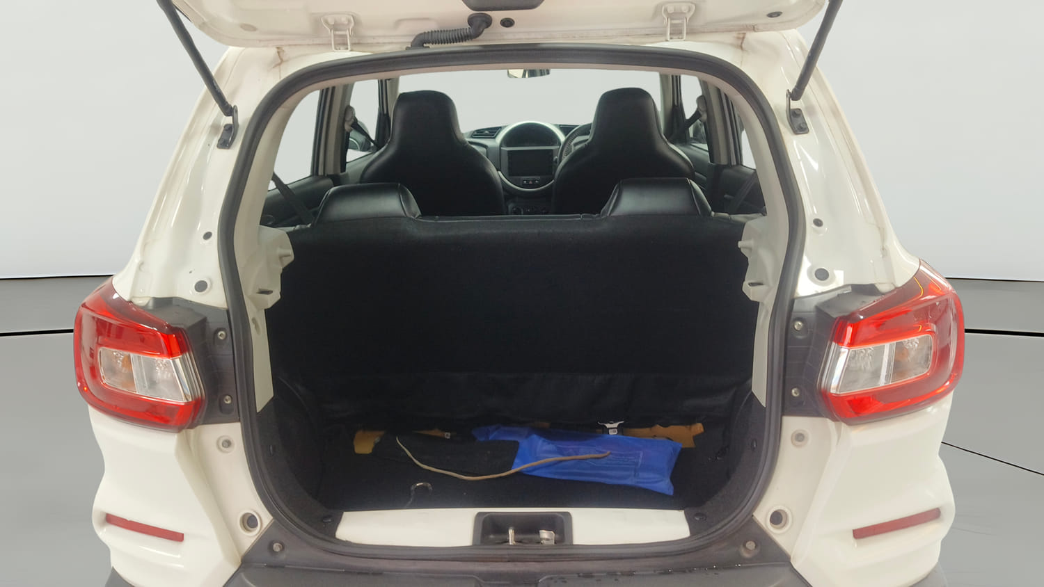 Used 2023 Maruti Suzuki S-Presso VXi Plus (O) AMT Petrol Automatic interior DICKY INSIDE VIEW