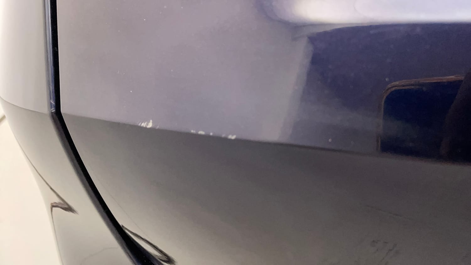 Used 2022 Mahindra XUV700 AX 5 Petrol AT 5 STR Petrol Automatic dents MINOR SCRATCH
