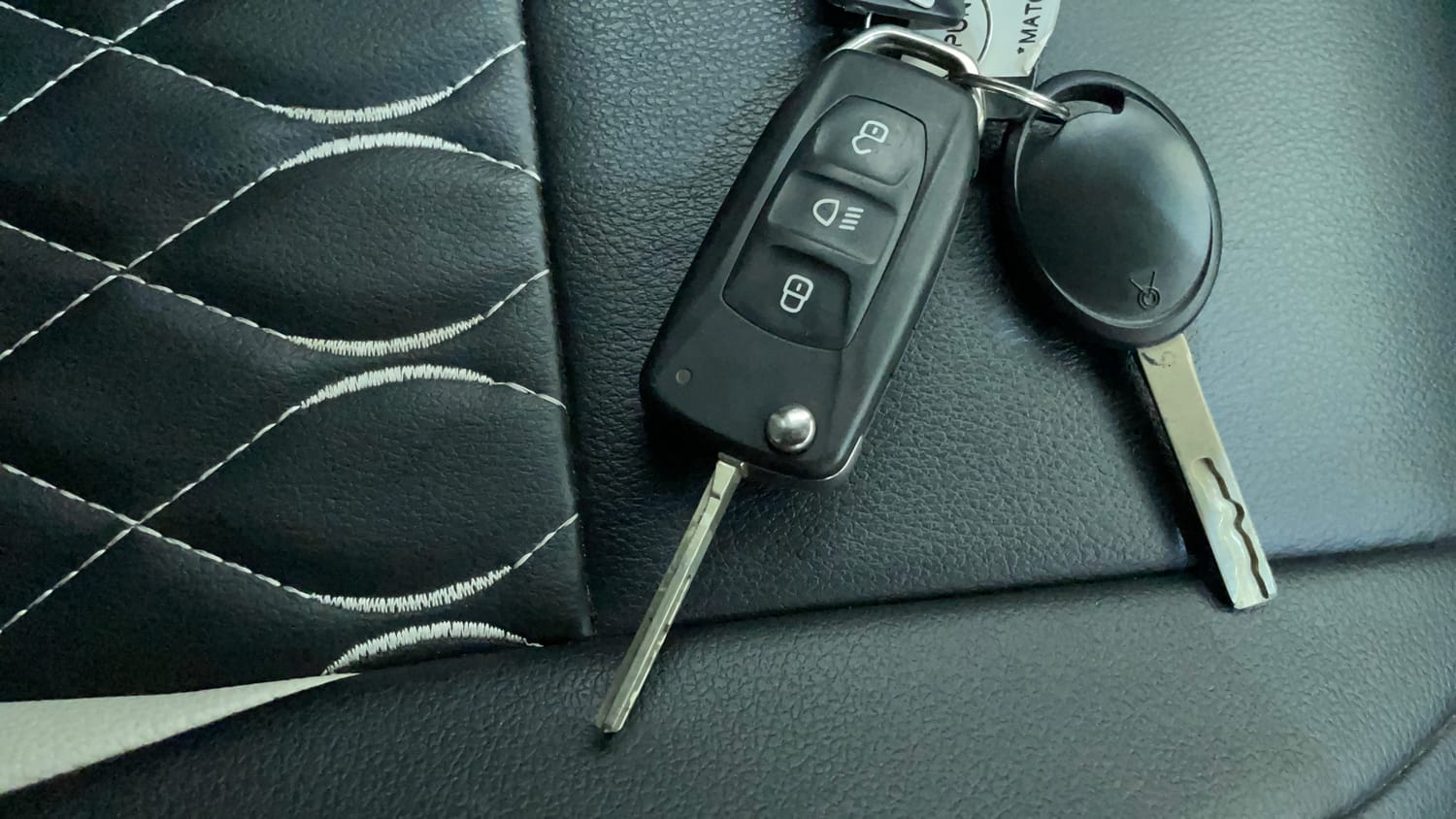 Used 2022 Tata Punch Adventure MT Petrol Manual extra CAR KEY VIEW