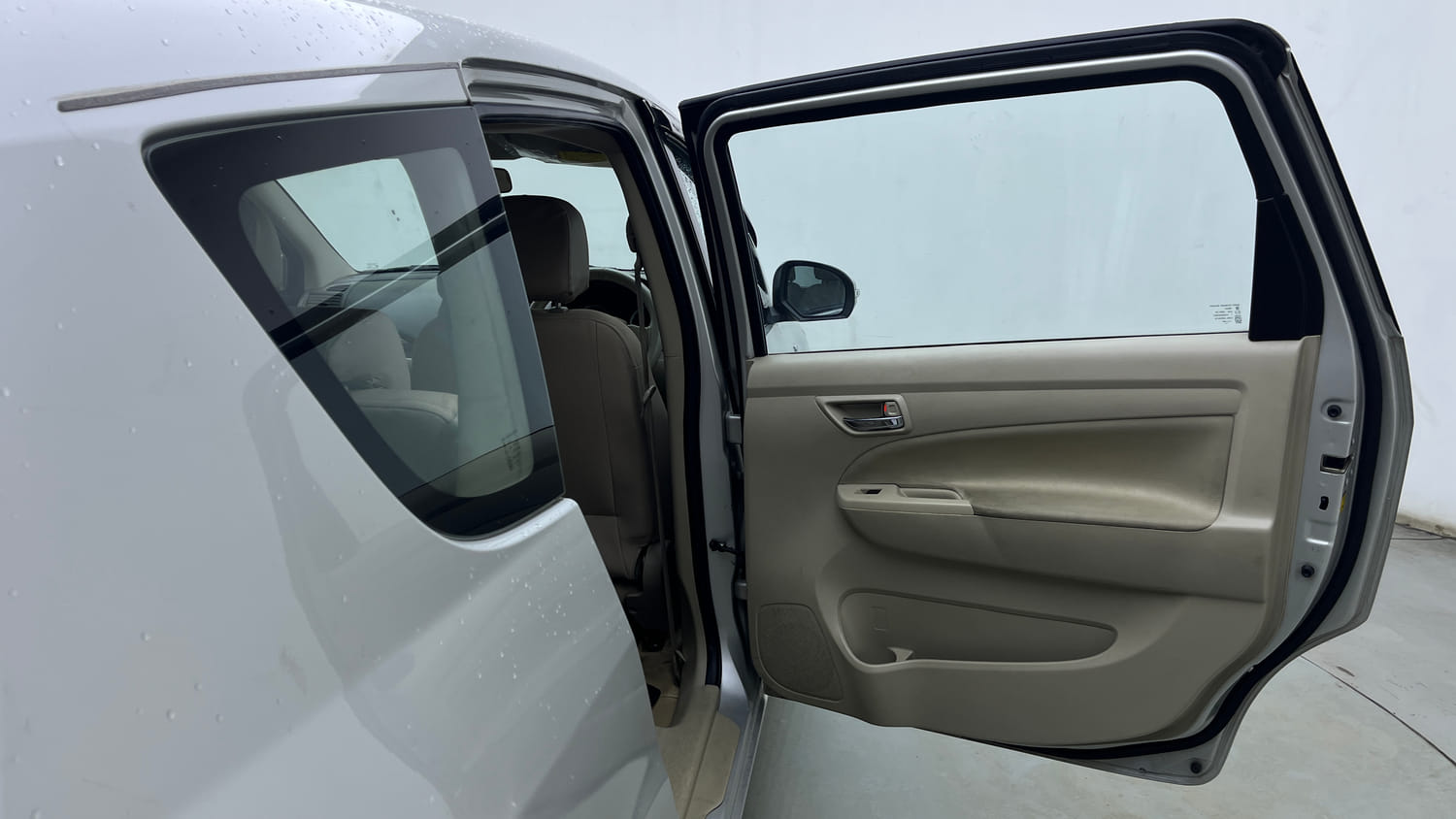 Used 2017 Maruti Suzuki Ertiga VXI Petrol Manual interior RIGHT REAR DOOR OPEN VIEW