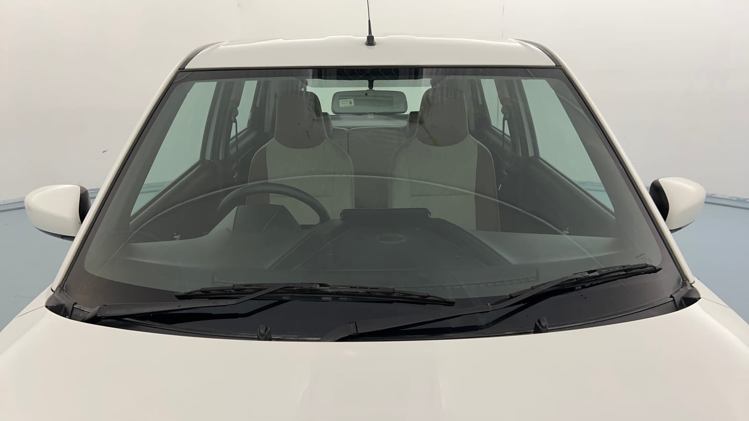 Used 2020 Maruti Suzuki Wagon R 1.0 VXi 1.0 Petrol Manual exterior FRONT WINDSHIELD VIEW