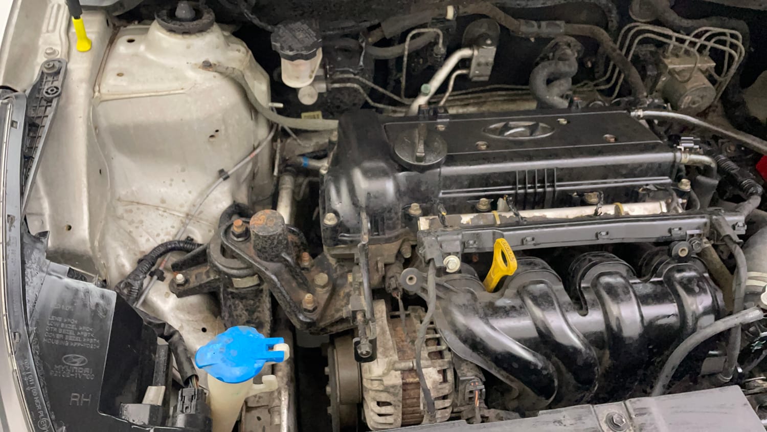 Used 2016 Hyundai Verna 1.6 VTVT SX (O) Petrol Manual engine ENGINE RIGHT SIDE VIEW