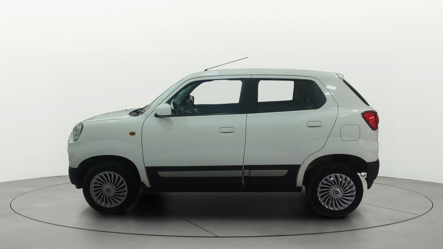 Used 2023 Maruti Suzuki S-Presso VXi Plus (O) AMT Petrol Automatic exterior LEFT SIDE VIEW