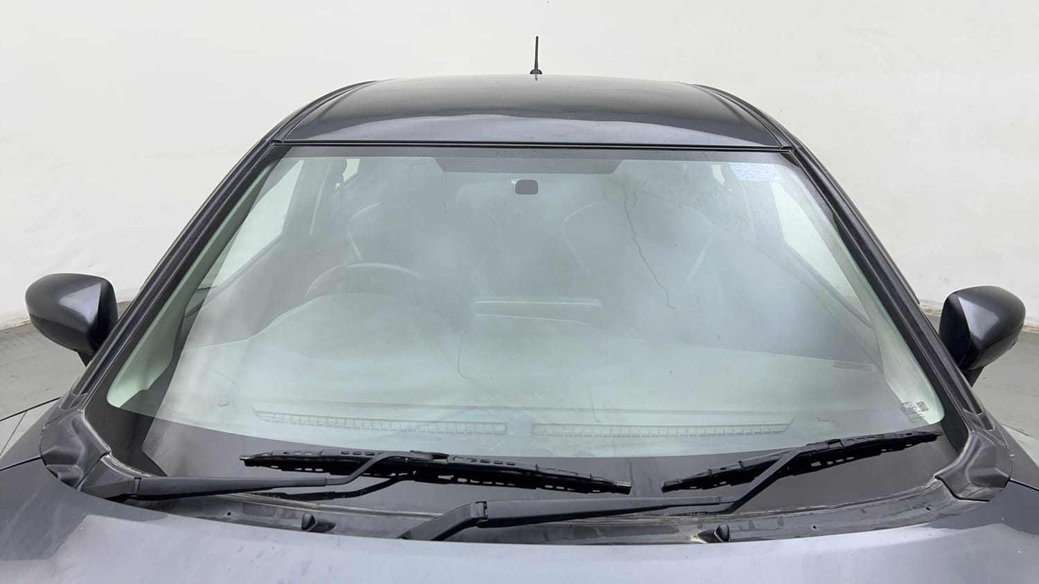 Used 2023 Maruti Suzuki Baleno Delta MT Petrol Manual exterior FRONT WINDSHIELD VIEW