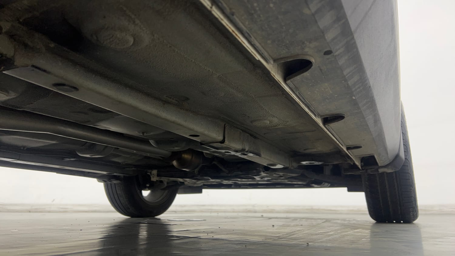 Used 2024 Hyundai Exter SX 1.2 MT Petrol Manual extra REAR RIGHT UNDERBODY VIEW