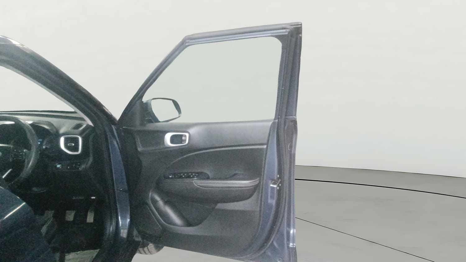 Used 2019 Hyundai Venue SX 1.4 (O) CRDi Diesel Manual interior RIGHT FRONT DOOR OPEN VIEW