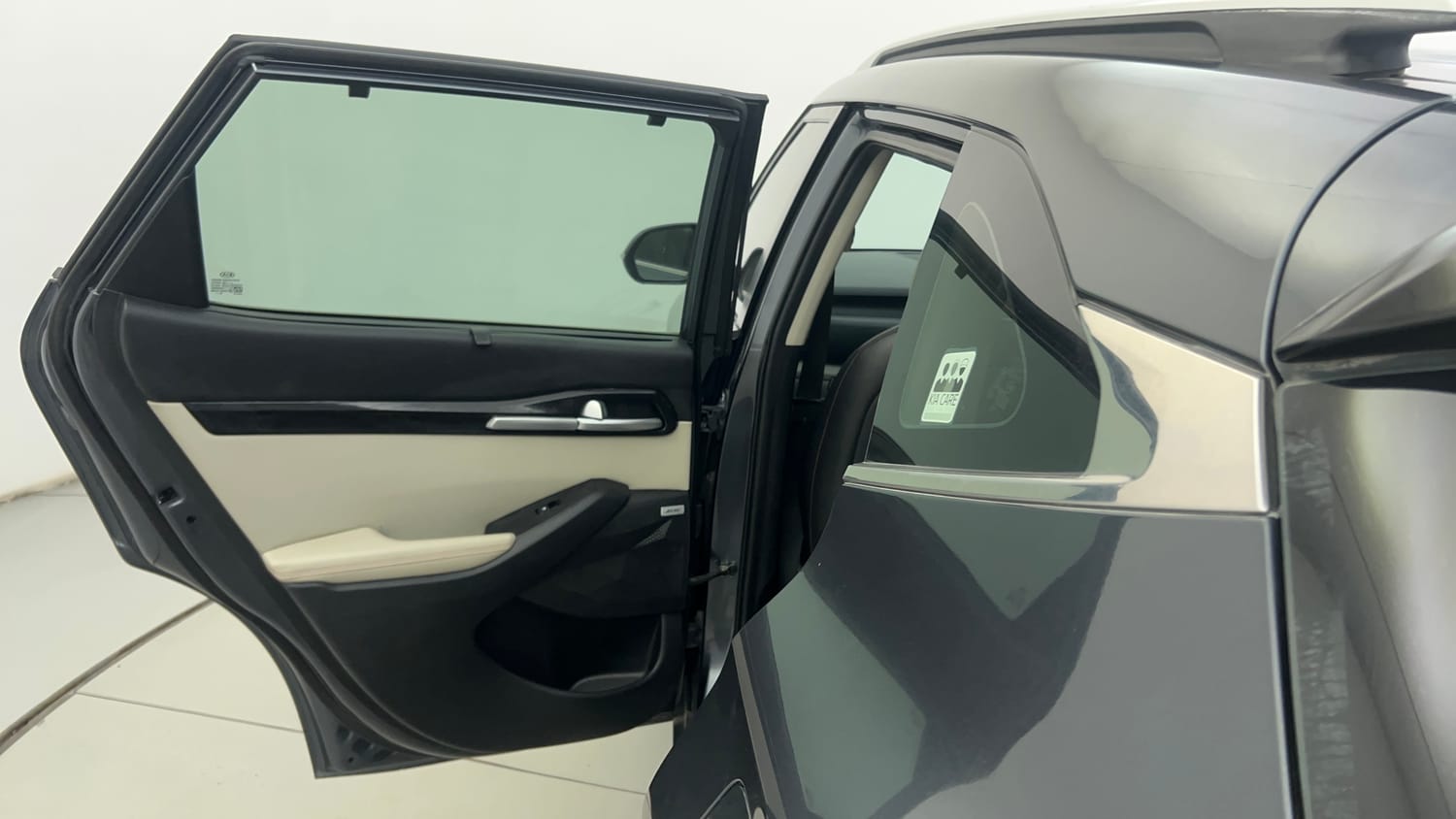 Used 2019 kia Seltos GTX Plus DCT 1.4 Petrol Automatic interior LEFT REAR DOOR OPEN VIEW