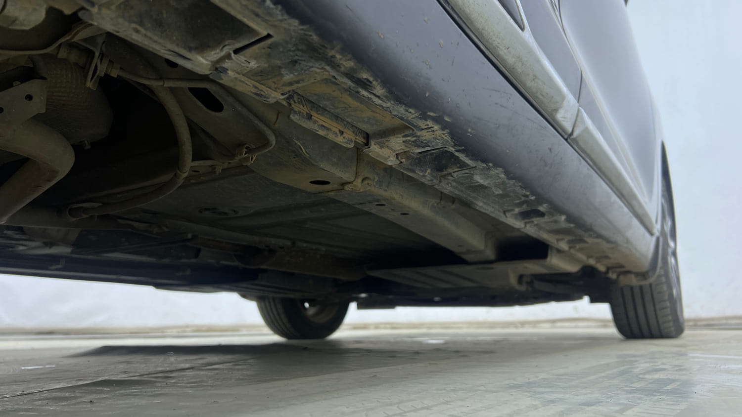 Used 2023 Maruti Suzuki Baleno Alpha MT Petrol Manual extra REAR RIGHT UNDERBODY VIEW