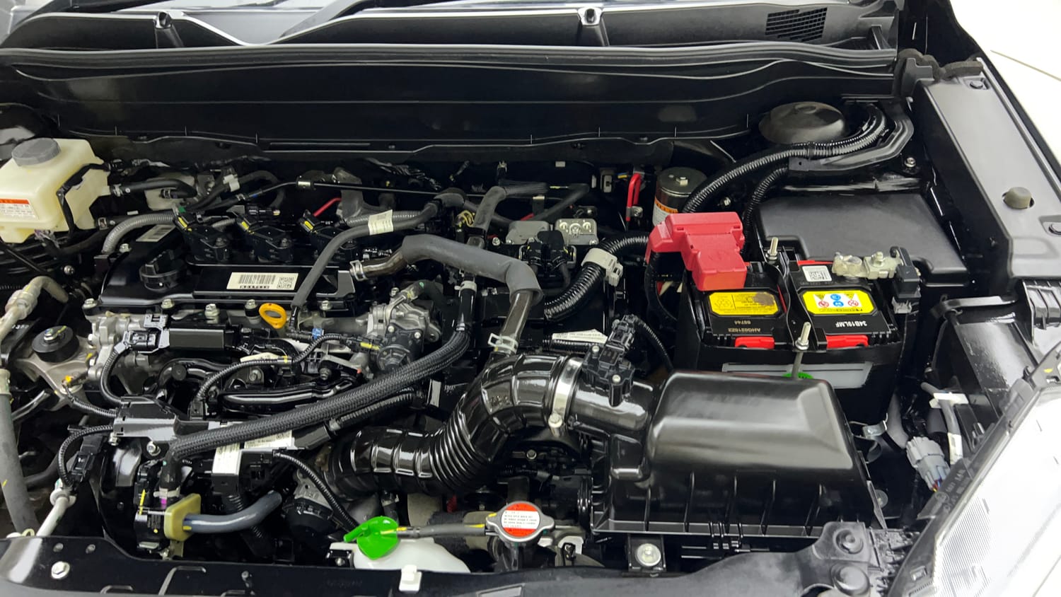 Used 2025 Toyota Urban Cruiser Hyryder V Hybrid Hybrid Automatic engine ENGINE LEFT SIDE VIEW