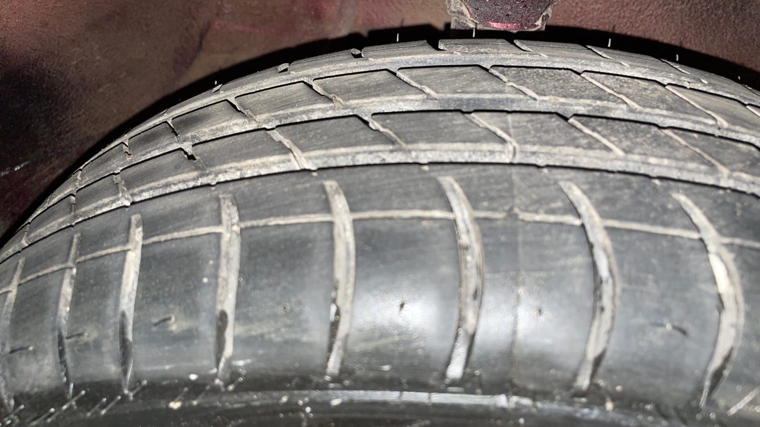 Used 2019 maruti-suzuki Alto K10 VXi (O) AMT Petrol Automatic tyres RIGHT FRONT TYRE TREAD VIEW