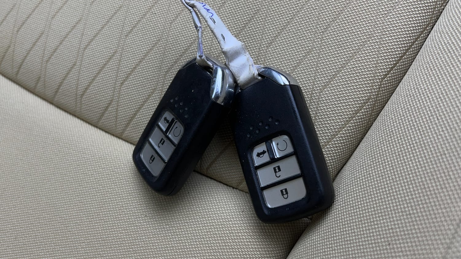 Used 2023 Honda City V CVT Petrol Petrol Automatic extra CAR KEY VIEW