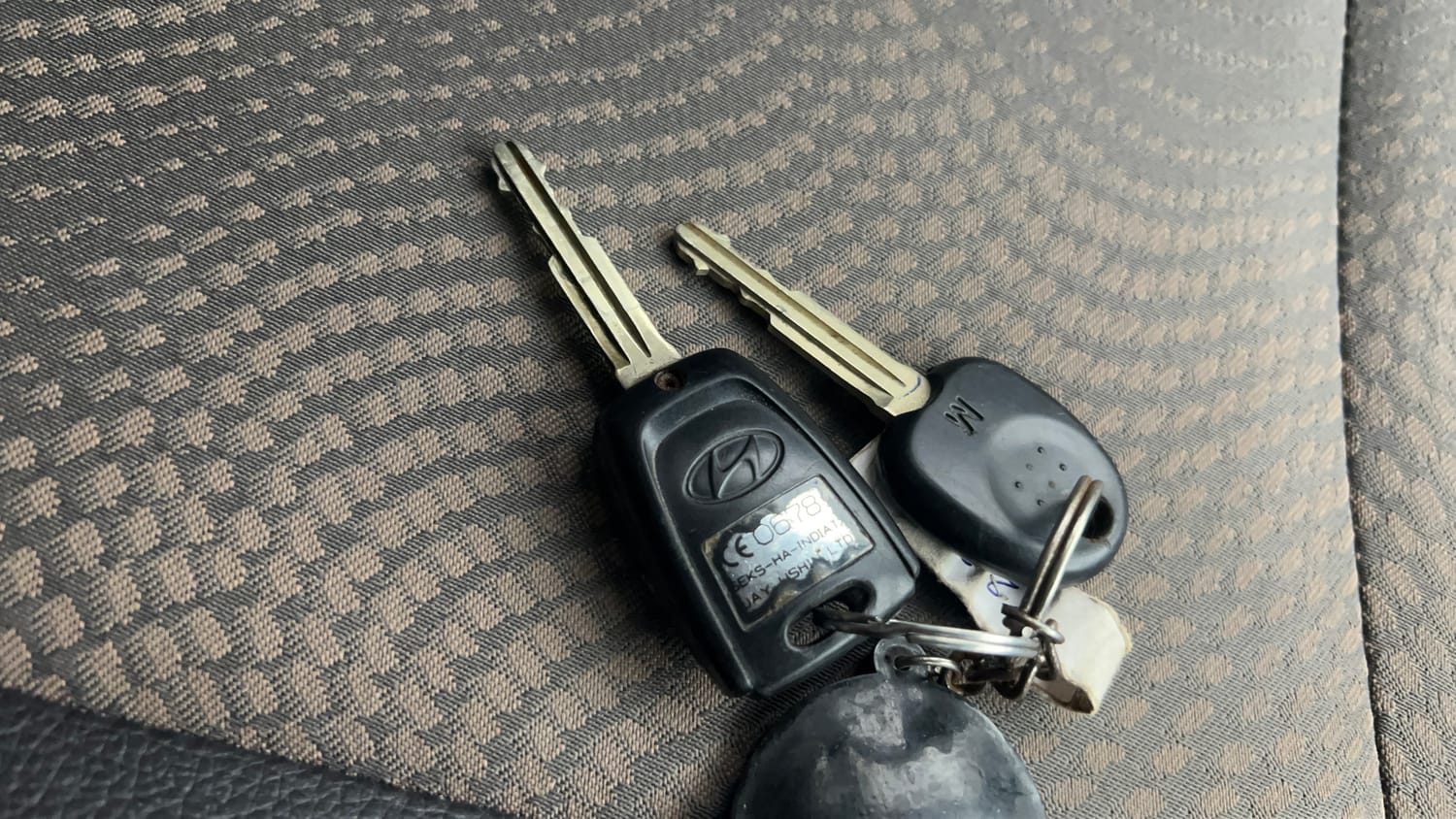 Used 2017 Hyundai Eon Sportz Petrol Manual extra CAR KEY VIEW