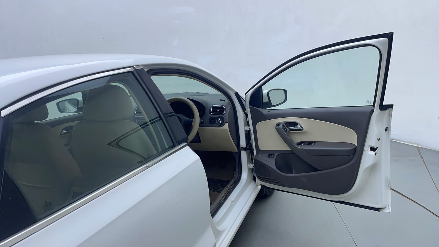 Used 2013 Volkswagen Vento Highline Diesel Diesel Manual interior RIGHT FRONT DOOR OPEN VIEW