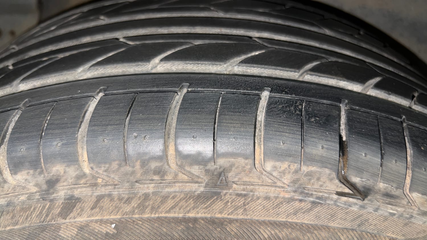 Used 2016 Hyundai Creta 1.6 SX Plus Diesel Manual tyres RIGHT REAR TYRE TREAD VIEW