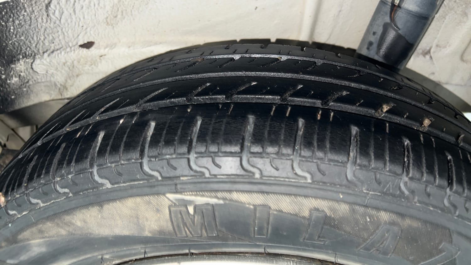 Used 2020 Maruti Suzuki Wagon R 1.0 VXi 1.0 Petrol Manual tyres LEFT REAR TYRE TREAD VIEW